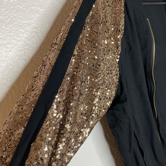Gold glitter and black bomber jacket - Picture 2 of 4